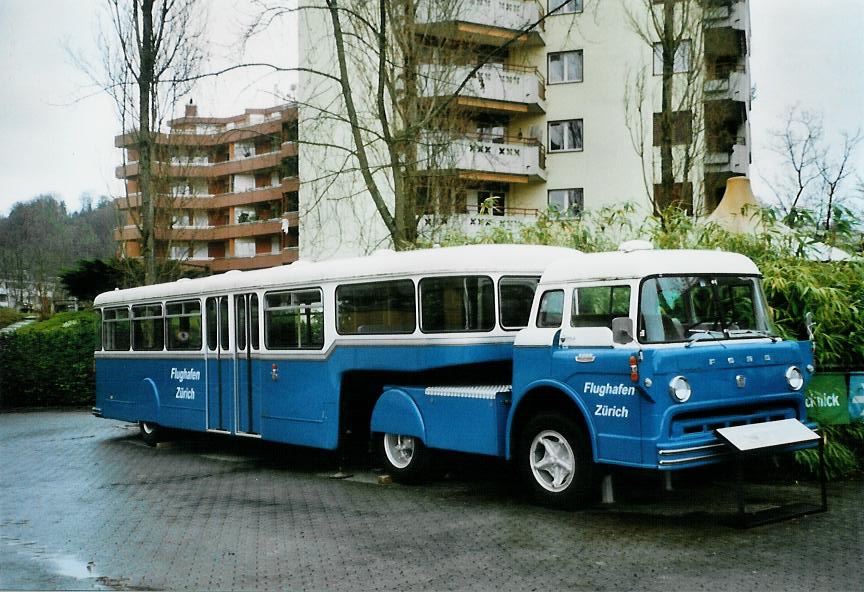 (106'521) - Flughafen, Zrich - Nr. 5 - Ford/Hnni am 15. April 2008 in Luzern, Verkehrshaus