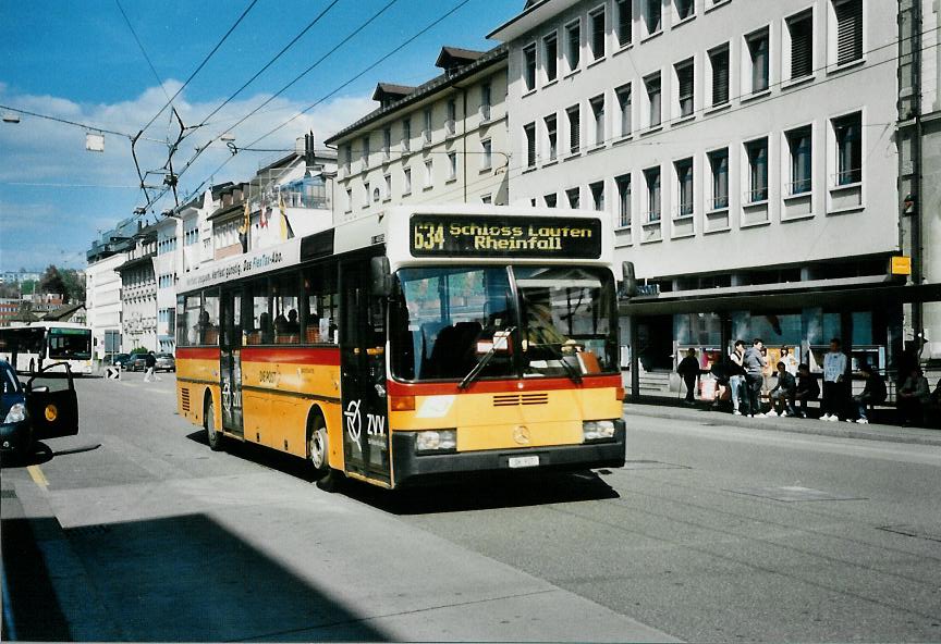 (106'827) - Rattin, Neuhausen - Nr. 17/SH 917 - Mercedes (ex Nr. 7) am 26. April 2008 beim Bahnhof Schaffhausen