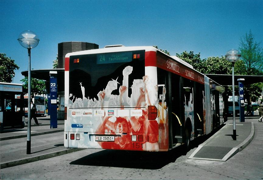 (107'025) - VBL Luzern - Nr. 151/LU 15'051 - Mercedes am 10. Mai 2008 beim Bahnhof Luzern