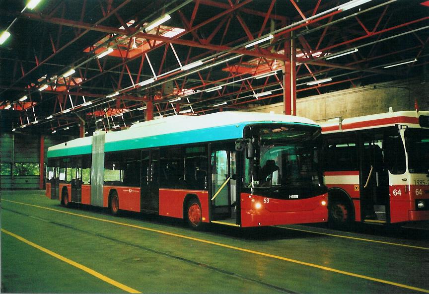 (107'627) - VB Biel - Nr. 53 - Hess/Hess Gelenktrolleybus am 1. Juni 2008 in Biel, Depot