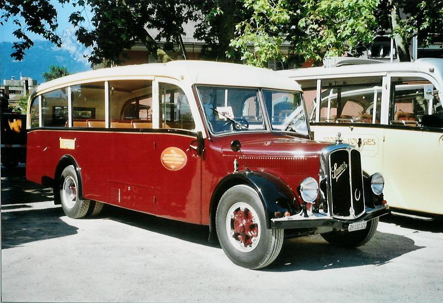 (108'104) - Sturzenegger, Bergdietikon - ZH 132'121 - Saurer/Saurer (ex Mazzoleni, Chur; ex Societ Rabadan, Bellinzona; ex Faggio, Bellinzona) am 21. Juni 2008 in Aigle, Saurertreffen 