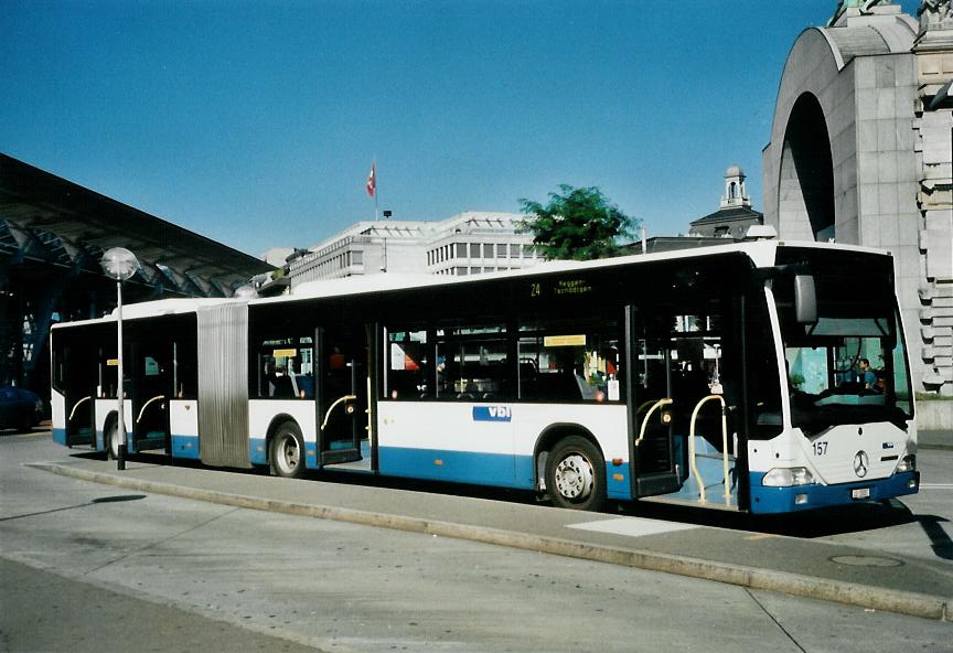 (109'227) - VBL Luzern - Nr. 157/LU 15'057 - Mercedes am 16. Juli 2008 beim Bahnhof Luzern