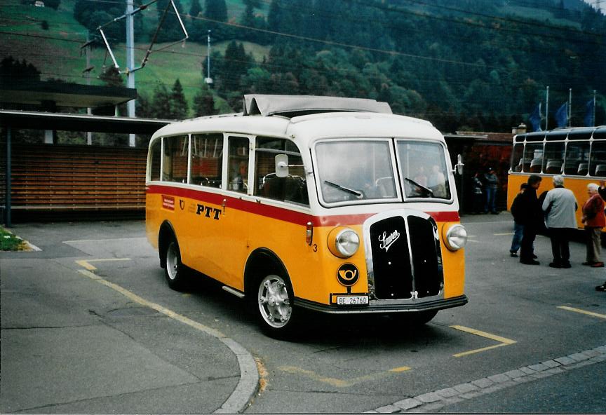 (111'026) - Schmid, Thrishaus - Nr. 3/BE 26'760 - Saurer/Gangloff (ex Geiger, Adelboden Nr. 3) am 27. September 2008 beim Bahnhof Reichenbach