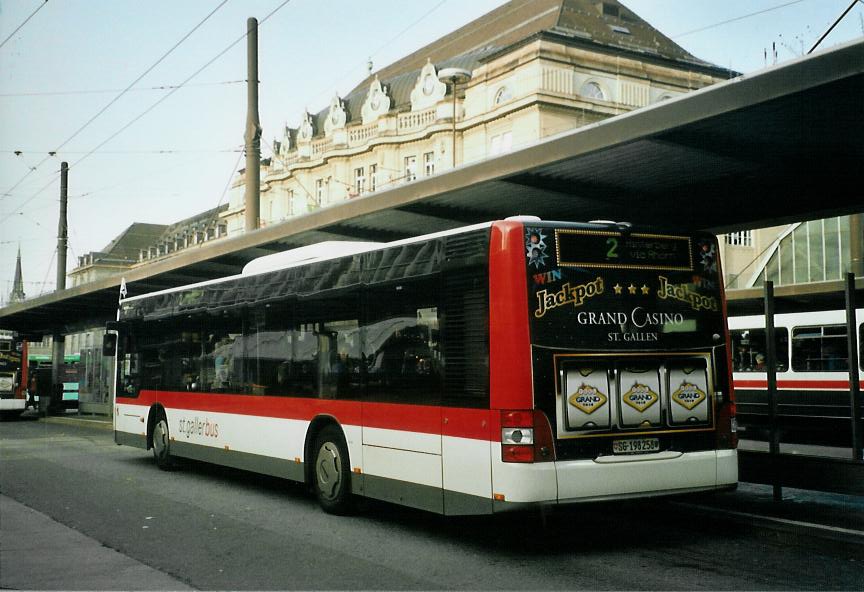 (111'519) - St. Gallerbus, St. Gallen - Nr. 258/SG 198'258 - MAN am 13. Oktober 2008 beim Bahnhof St. Gallen