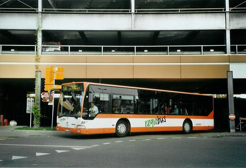 (111'526) - Regiobus, Gossau - Nr. 20/SG 62'975 - Mercedes am 13. Oktober 2008 beim Bahnhof Herisau