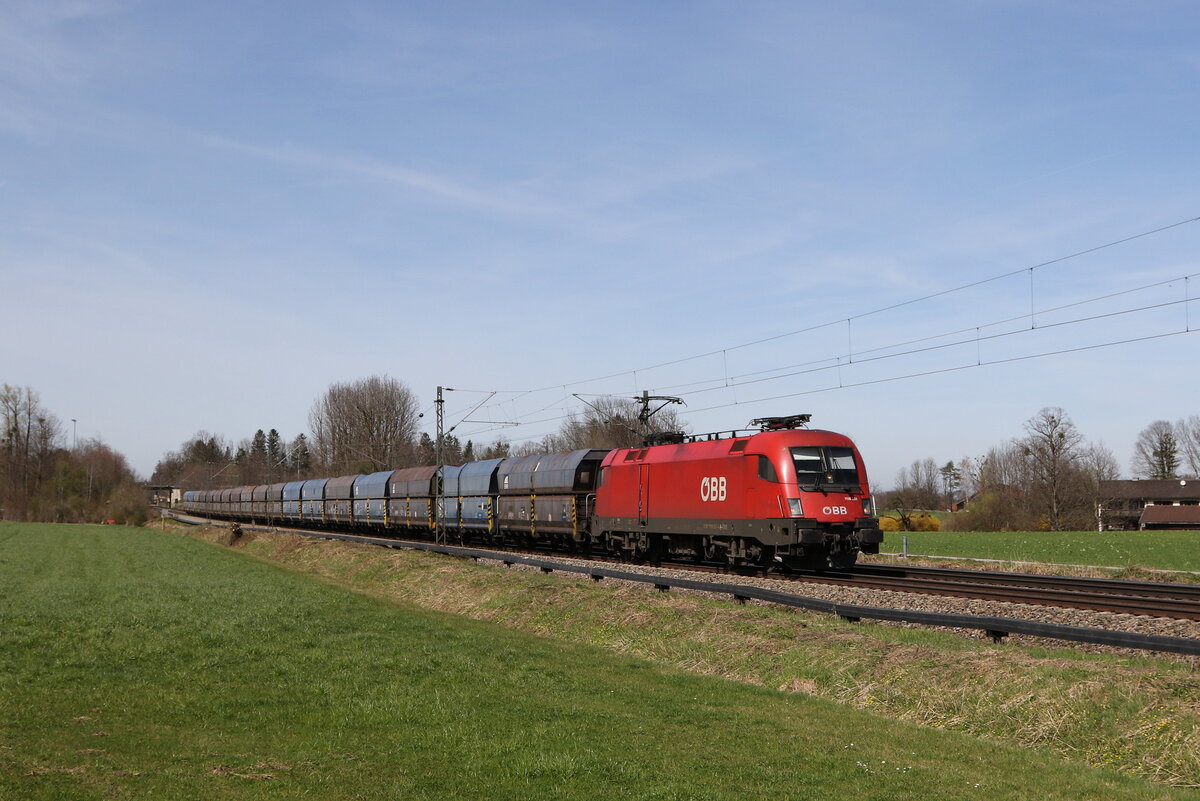 1116 051 war am 20. Mrz 2024 bei Brannenburg in Richtung Kufstein unterwegs.