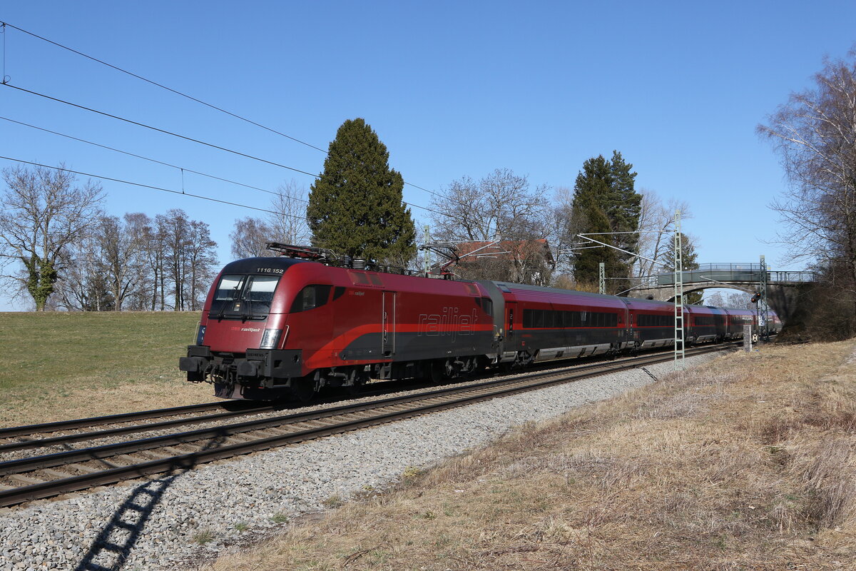1116 152 am 23. Mrz 2022 bei bersee am Chiemsee.