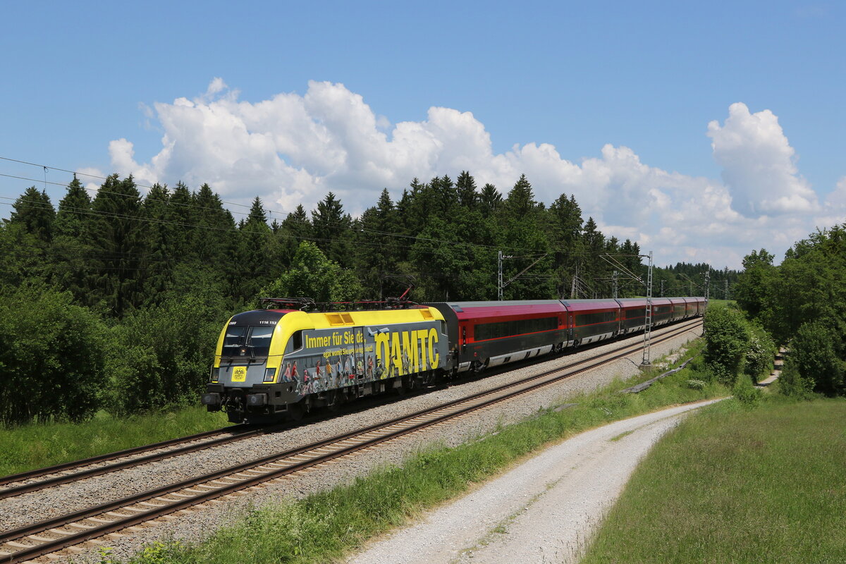 1116 153  AMTC  mit einem Railjet aus Salzburg kommend am 11. Juni 2021 bei Grabensttt.