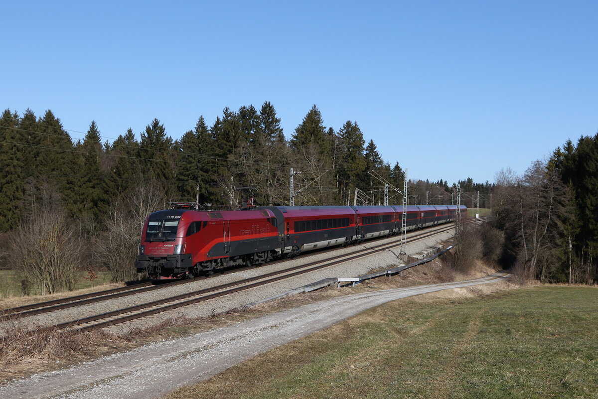 1116 232 aus Salzburg kommend am 13. Februar 2022 bei Grabensttt.