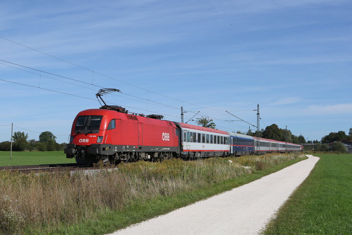 1116 258 am 3. Oktober 2021 bei bersee am Chiemsee.