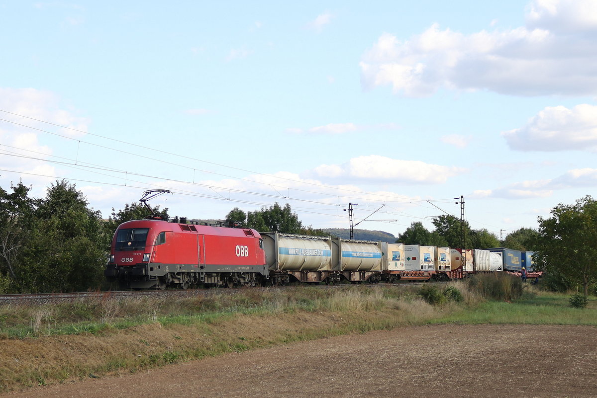 1116 273 mit einem  KLV  aus Wrzburg kommend am 2. September 2019 bei Thngersheim.