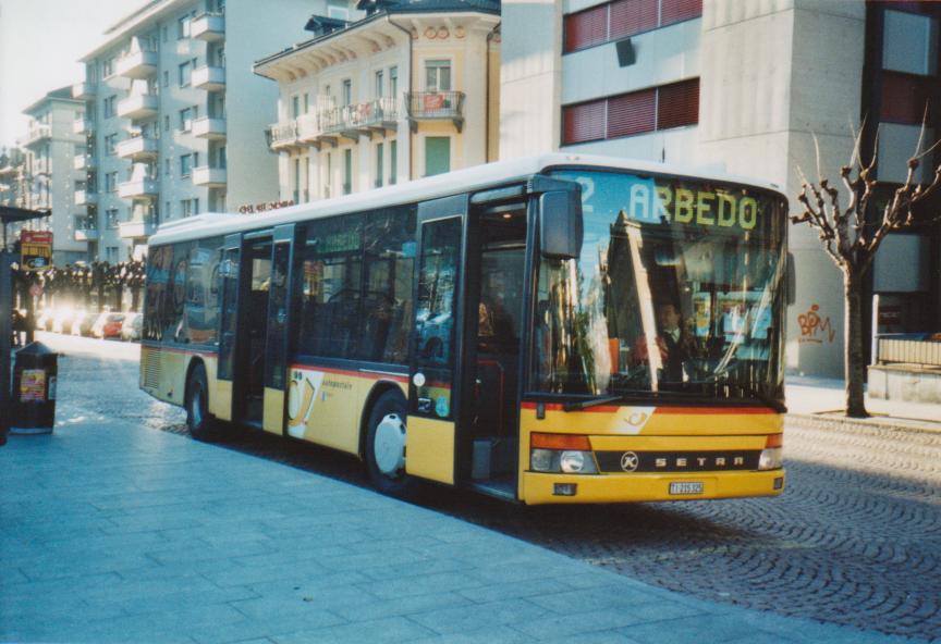 (112'334) - AutoPostale Ticino - TI 215'325 - Setra (ex P 25'614) am 7. Dezember 2008 beim Bahnhof Bellinzona