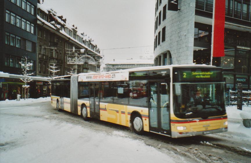 (112'929) - STI Thun - Nr. 121/BE 700'121 - MAN am 17. Dezember 2008 beim Bahnhof Thun