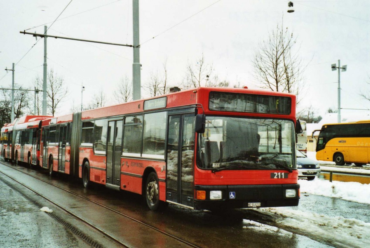 (114'011) - Bernmobil, Bern - Nr. 211/BE 513'211 - MAN am 18. Januar 2009 in Bern, Guisanplatz