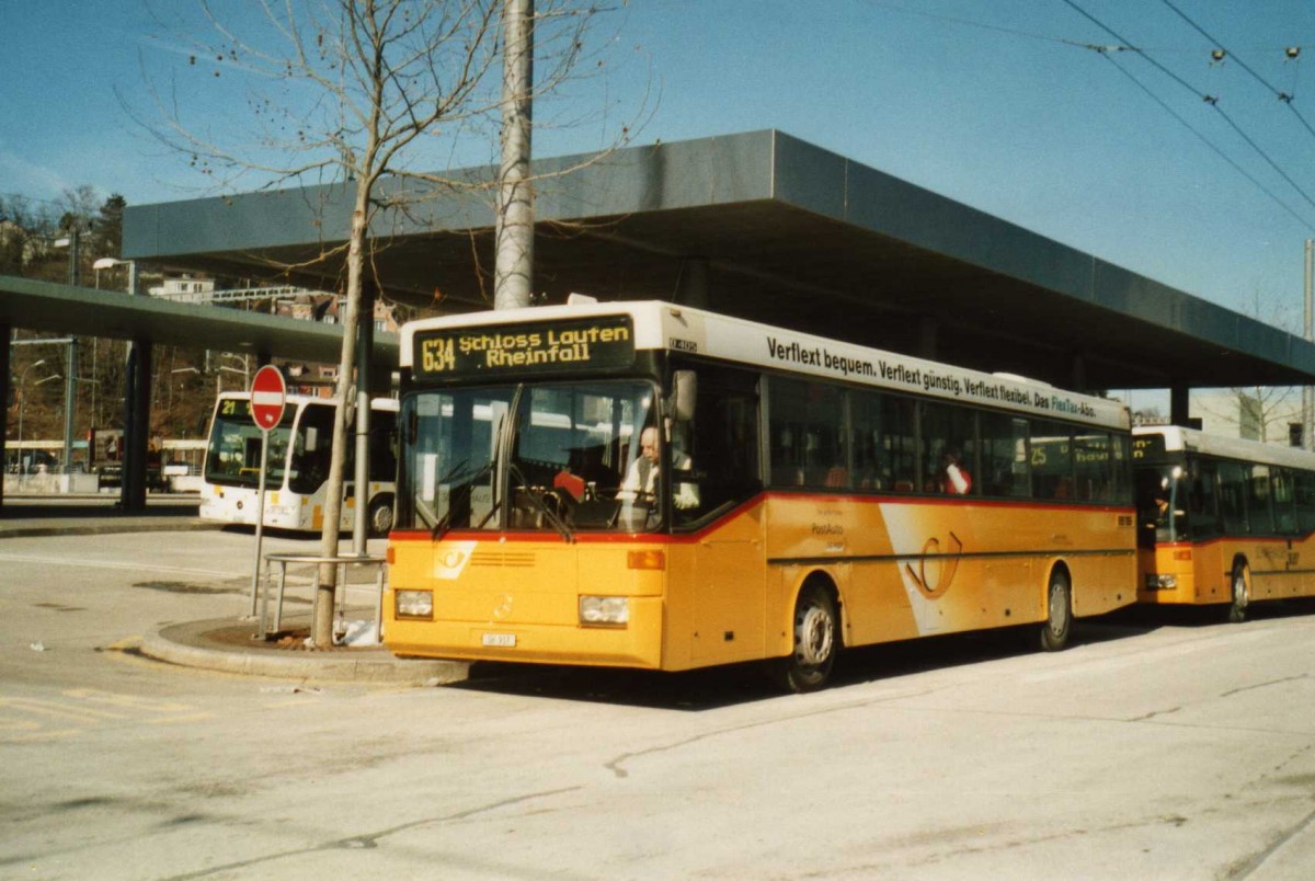 (114'531) - Rattin, Neuhausen - Nr. 17/SH 917 - Mercedes (ex Nr. 7) am 18. Februar 2009 beim Bahnhof Schaffhausen