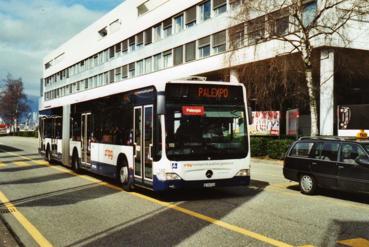 (114'833) - TPG Genve - Nr. 142/GE 960'526 - Mercedes am 8. Mrz 2009 in Genve, Palexpo