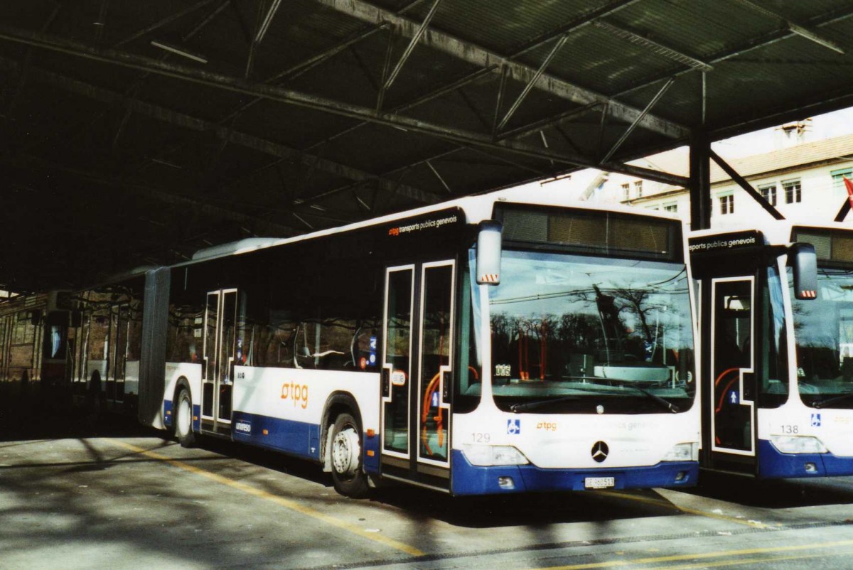 (114'914) - TPG Genve - Nr. 129/GE 960'513 - Mercedes am 8. Mrz 2009 in Genve, Dpt