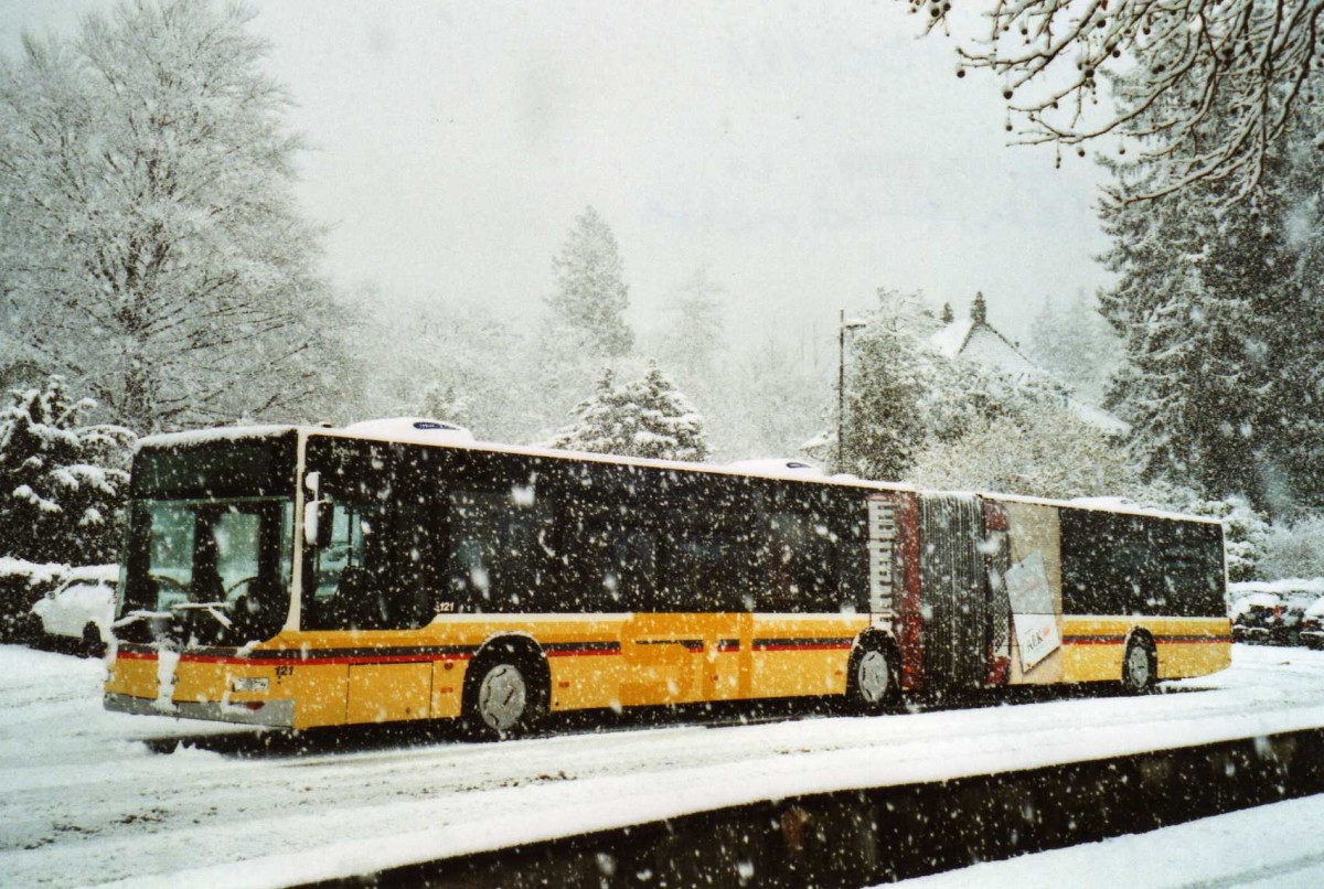 (115'019) - STI Thun - Nr. 121/BE 700'121 - MAN am 9. Mrz 2009 bei der Schifflndte Thun