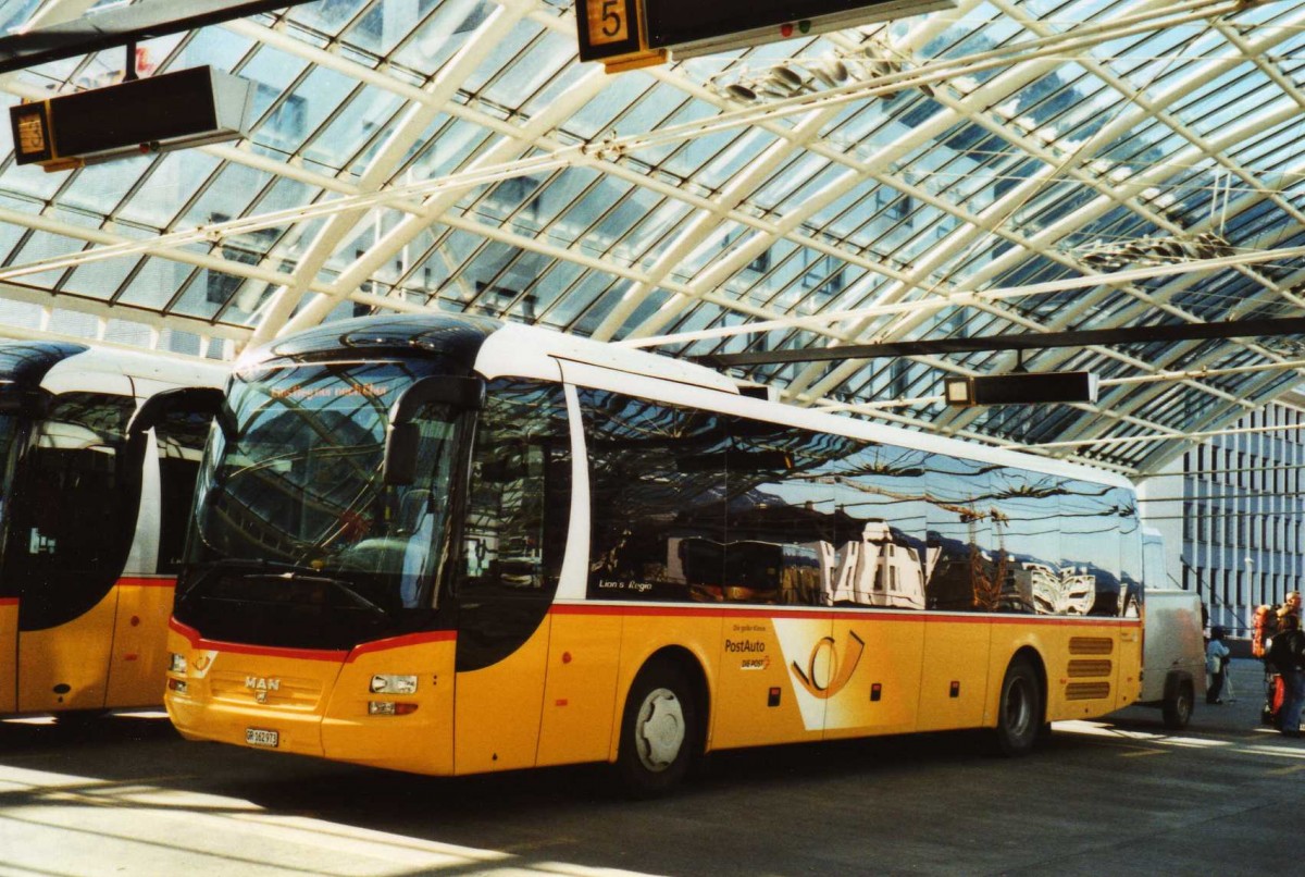 (115'103) - PostAuto Graubnden - GR 162'973 - MAN am 14. Mrz 2009 in Chur, Postautostation