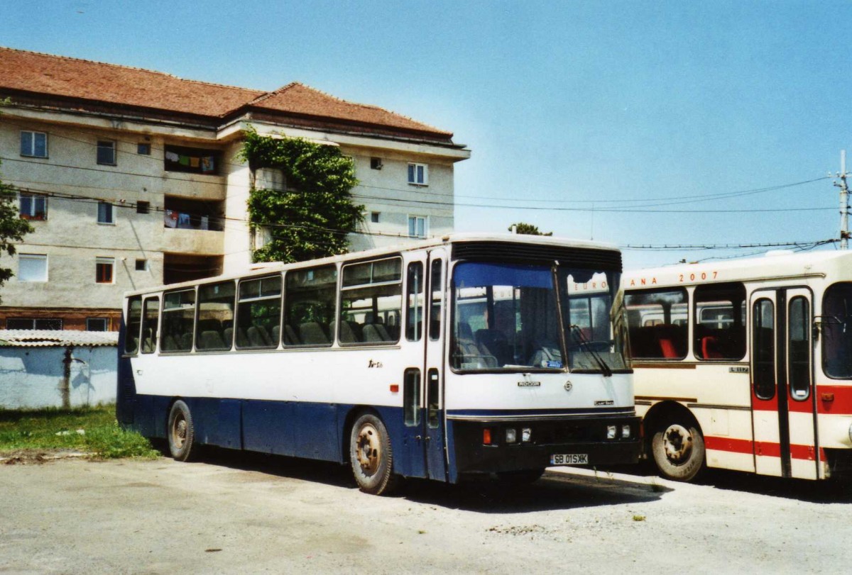 (116'821) - Tursib, Sibiu - SB 01 SXK - Rocar am 27. Mai 2009 in Sibiu, Depot