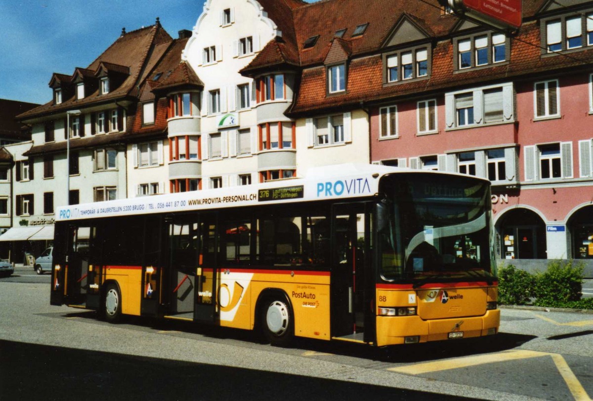 (117'402) - Voegtlin-Meyer, Brugg - Nr. 88/AG 18'187 - Volvo/Hess am 8. Juni 2009 beim Bahnhof Brugg