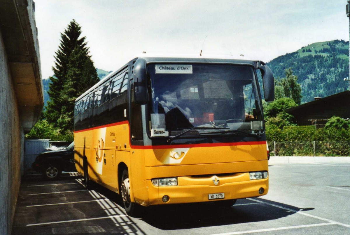 (117'637) - MOB Montreux - Nr. 11/VD 1070 - Renault am 14. Juni 2009 in Gstaad, Coop