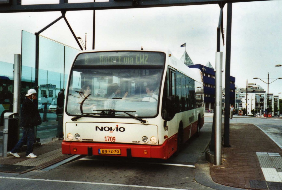 (118'304) - NOVIO - Nr. 1709/BN-FZ-70 - DAF/Berkhof am 5. Juli 2009 beim Bahnhof Nijmegen