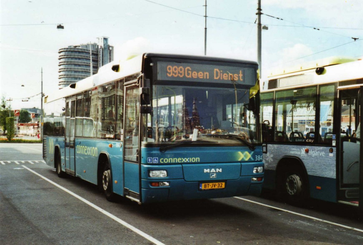 (118'328) - Connexxion - Nr. 3847/BT-JV-32 - MAN am 6. Juli 2009 beim Bahnhof Amsterdam