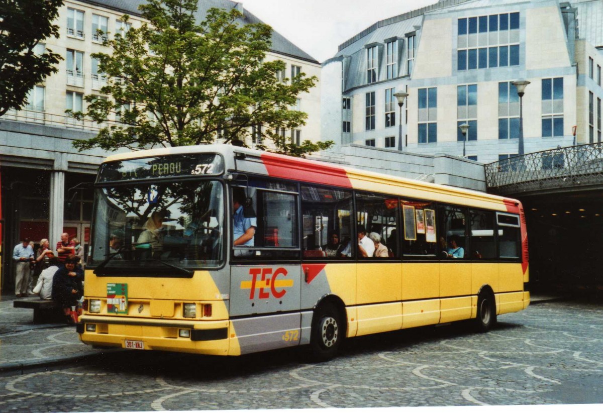 (118'716) - TEC Lige - Nr. 5.572/201-ANJ - Renault am 8. Juli 2009 in Lige, Place Saint-Laurent