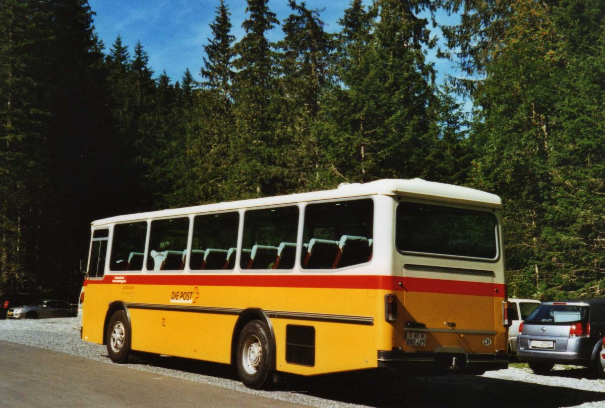 (120'235) - AVG Meiringen - Nr. 74/BE 607'481 - Saurer/R&J (ex P 24'357) am 23. August 2009 in Rosenlaui, Gletscherschlucht