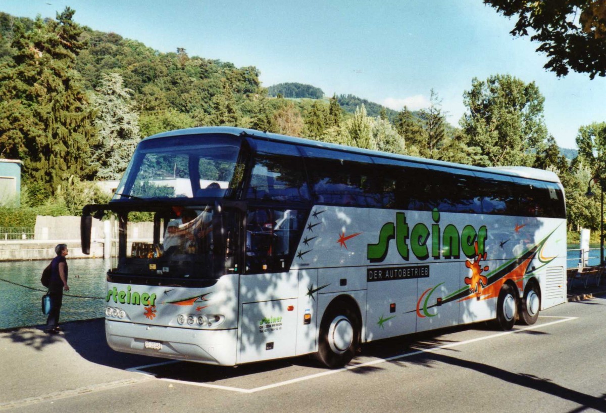 (120'923) - Steiner, Messen - SO 20'148 - Neoplan am 6. September 2009 bei der Schifflndte Thun