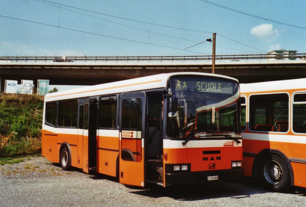 (121'036) - AMSA Chiasso - Nr. 9/TI 219'609 - MAN/Lauber (ex Berger, Rthenbach) am 12. September 2009 in Balerna, Garage