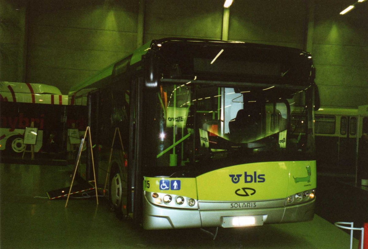 (121'919) - Busland, Burgdorf - Nr. 15/BE 619'157 - Solaris am 13. November 2009 in Bern, Suissetraffic