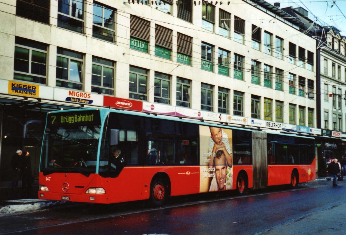 (123'224) - VB Biel - Nr. 147/BE 572'147 - Mercedes am 23. Dezember 2009 in Biel, Guisanplatz