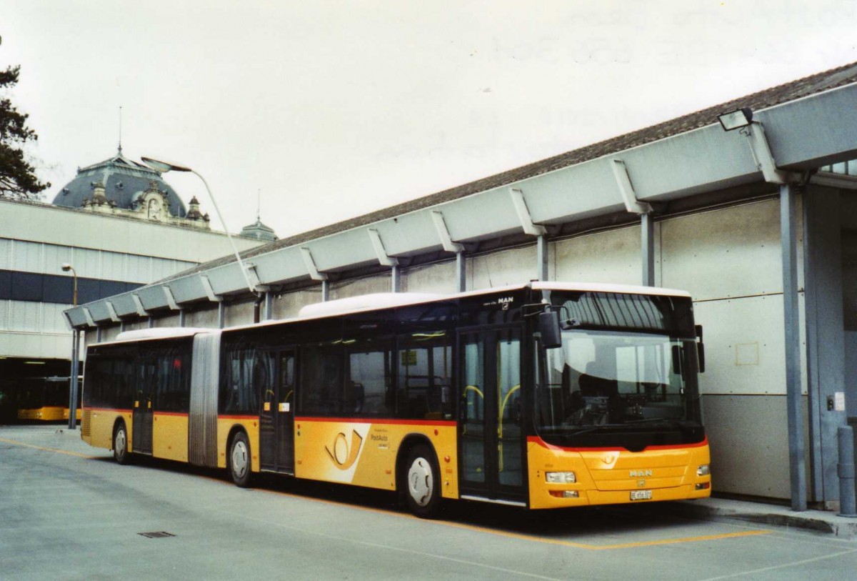 (123'418) - PostAuto Bern - Nr. 664/BE 656'301 - MAN am 1. Januar 2010 in Bern, Postautostation