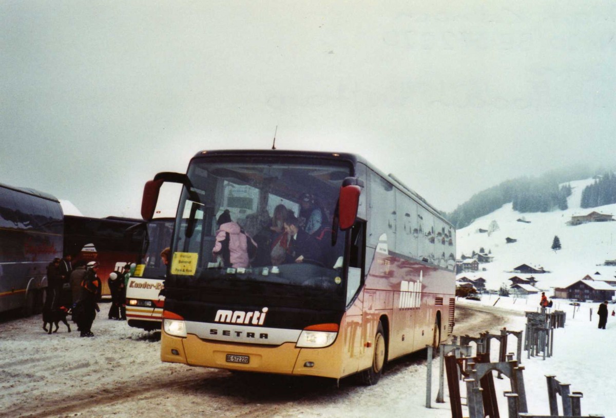 (123'518) - Marti, Kallnach - Nr. 20/BE 572'220 - Setra am 9. Januar 2010 in Adelboden, Weltcup