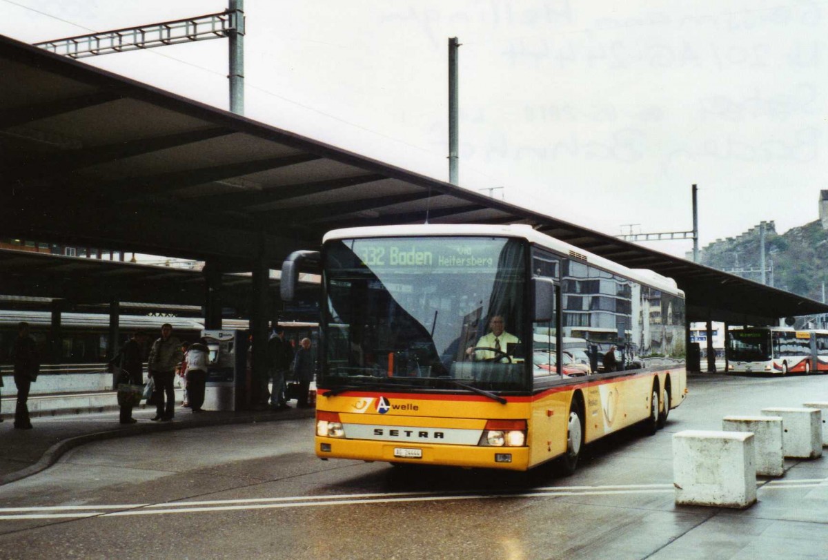 (125'418) - Geissmann, Mellingen - Nr. 20/AG 24'444 - Setra am 14. April 2010 beim Bahnhof Baden