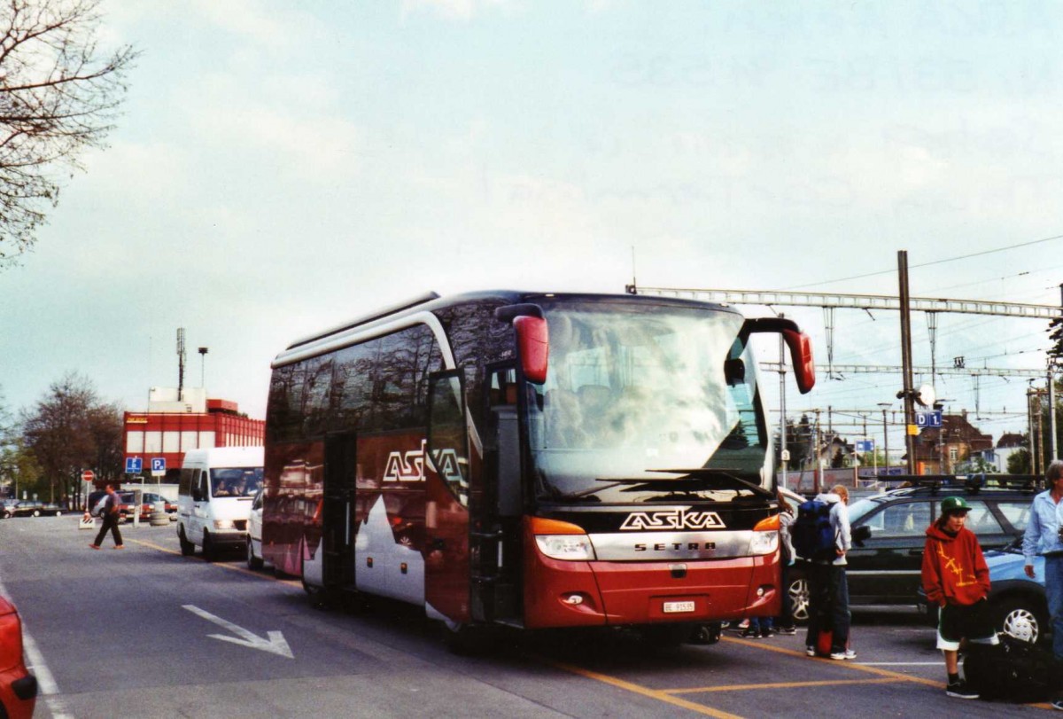 (125'704) - ASKA Aeschi - Nr. 53/BE 91'535 - Setra am 24. April 2010 in Thun, CarTerminal