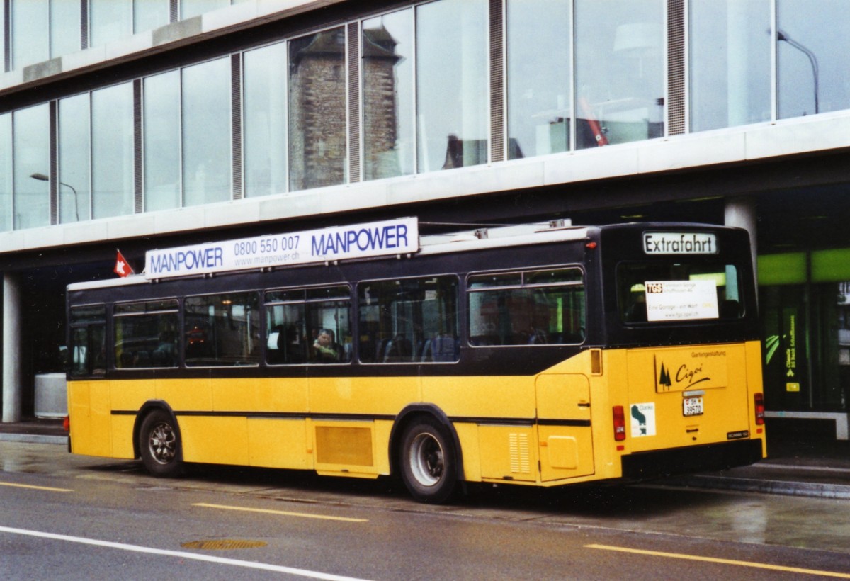 (126'214) - Ruklic, Schaffhausen - SH 39'570 - Scania/FHS (ex VBSH Schaffhausen Nr. 36; ex VBSH Schaffhausen Nr. 1) am 16. Mai 2010 in Schaffhausen, Landhaus