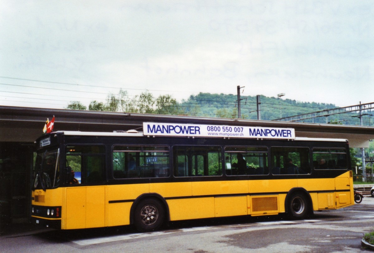 (126'327) - Ruklic, Schaffhausen - SH 39'570 - Scania/FHS (ex VBSH Schaffhausen Nr. 36; ex VBSH Schaffhausen Nr. 1) am 16. Mai 2010 beim Bahnhof Neuhausen