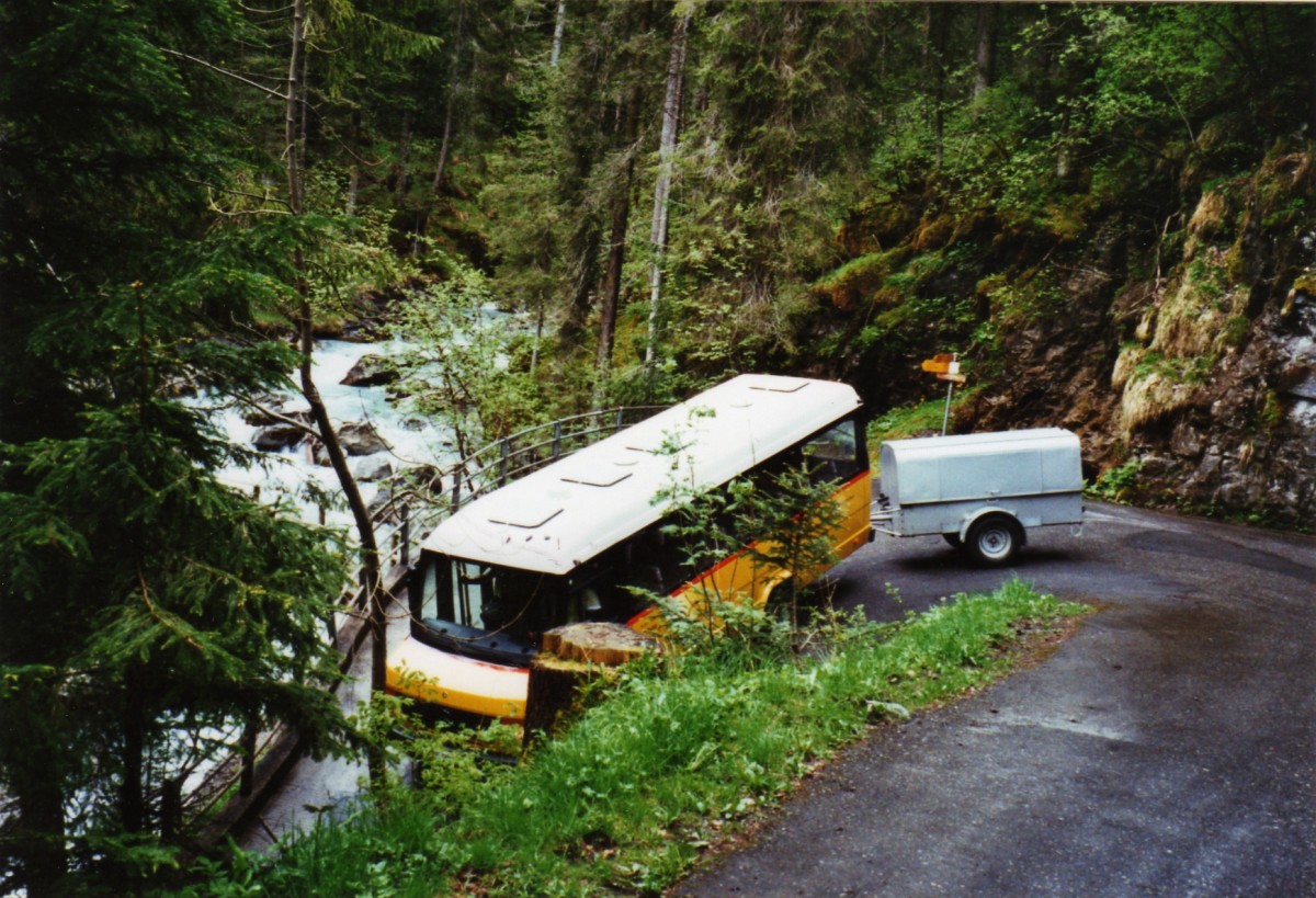 (126'634) - PostAuto Bern - BE 92'064 - Mercedes/Kusters (ex Portenier, Adelboden Nr. 5) am 29. Mai 2010 in Kiental, Hexenkessel