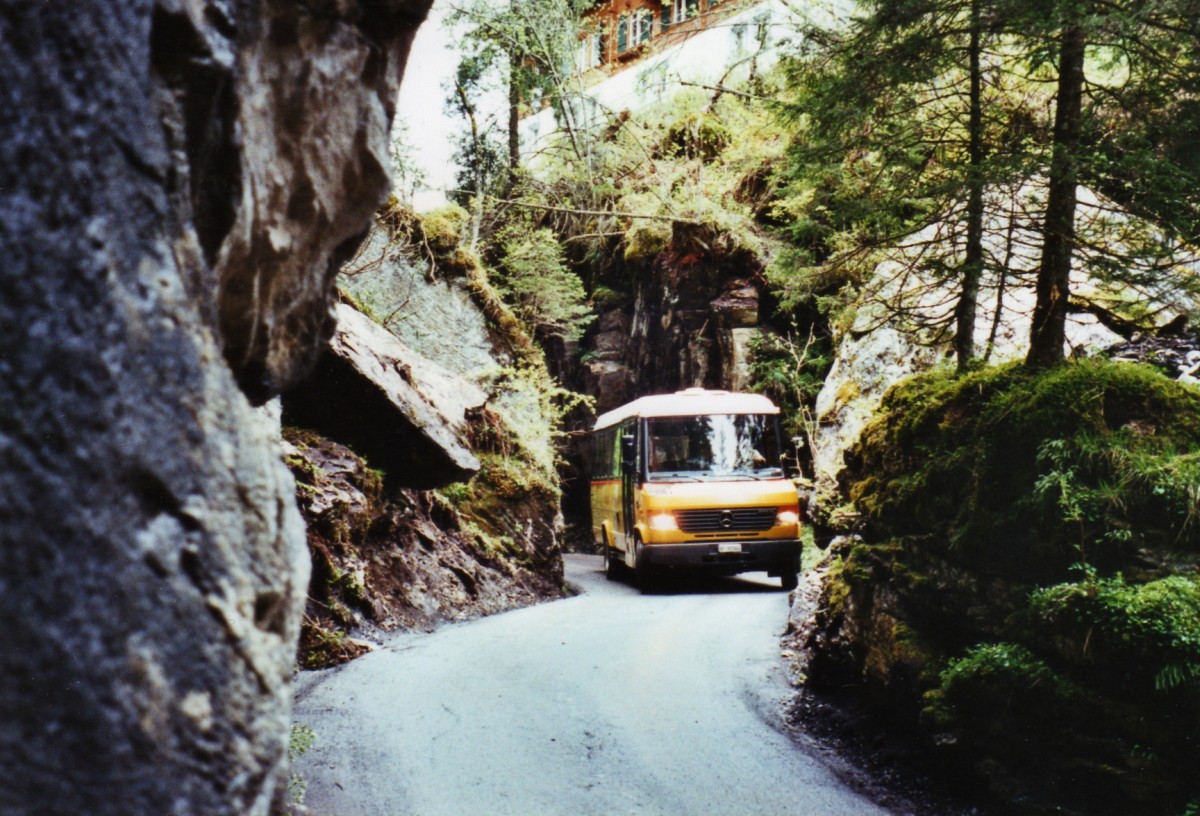 (126'720) - PostAuto Bern - BE 92'064 - Mercedes/Kusters (ex Portenier, Adelboden Nr. 5) am 29. Mai 2010 in der Griesschlucht bei der Griesalp