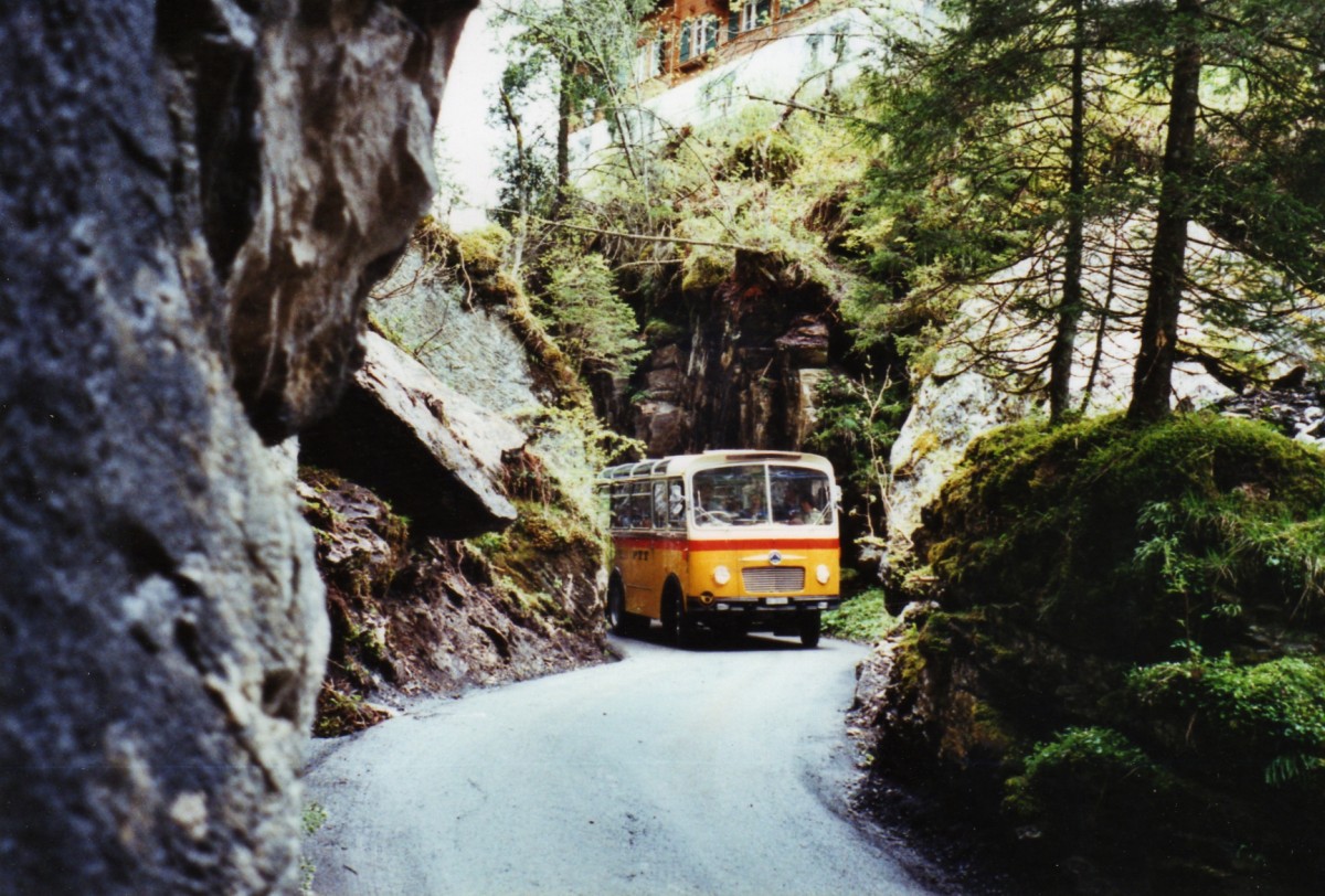 (126'722) - Schmid, Thrishaus - Nr. 9/BE 26'105 - Saurer/R&J (ex Geiger, Adelboden Nr. 9) am 29. Mai 2010 in der Griesschlucht bei der Griesalp