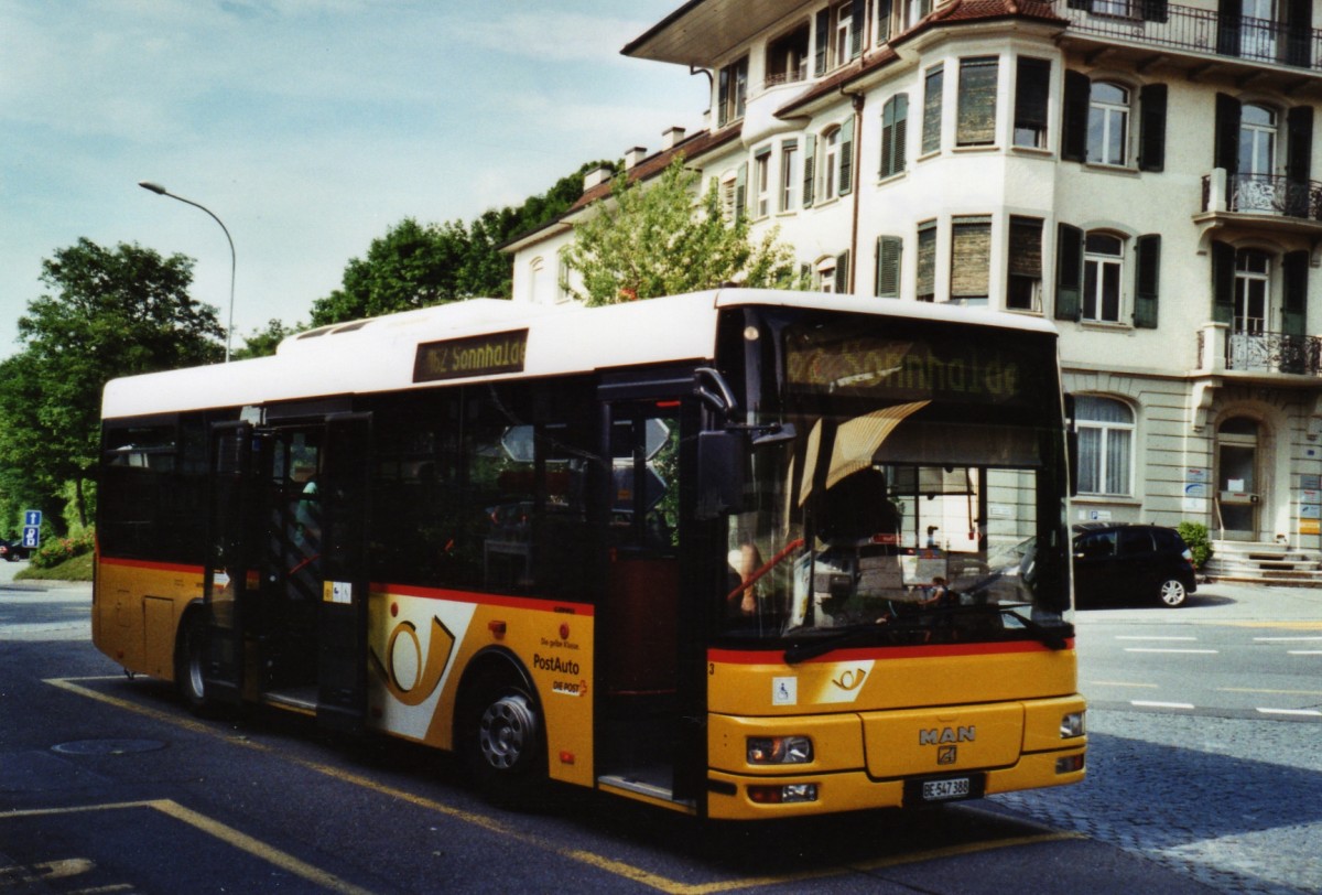 (126'828) - Lengacher, Mnsingen - Nr. 3/BE 547'388 - MAN/Gppel am 9. Juni 2010 beim Bahnhof Mnsingen