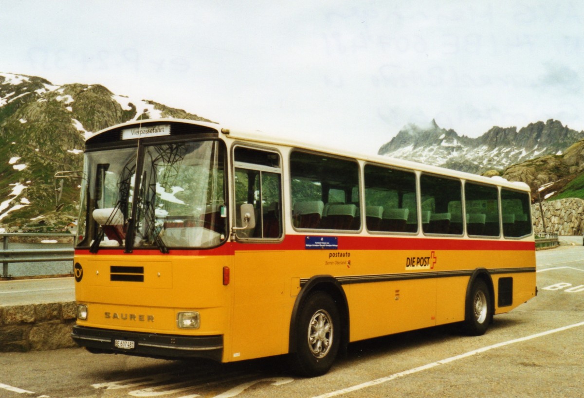 (127'422) - AVG Meiringen - Nr. 74/BE 607'481 - Saurer/R&J (ex P 24'357) am 4. Juli 2010 auf dem Grimselpass