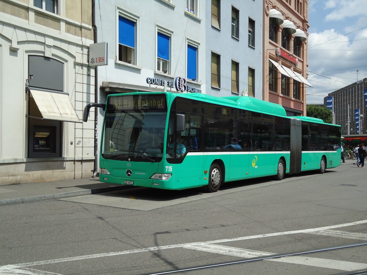 (127'652) - BVB Basel - Nr. 715/BS 6674 - Mercedes am 6. Juli 2010 beim Bahnhof Basel