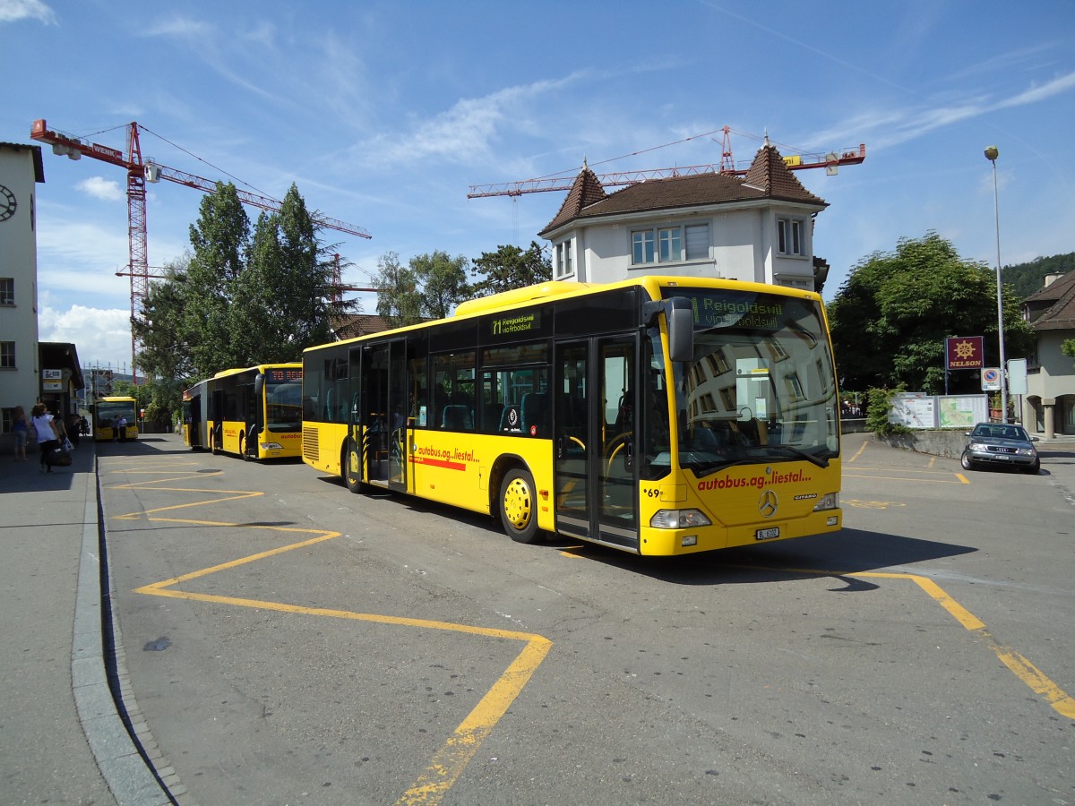 (127'695) - AAGL Liestal - Nr. 69/BL 6102 - Mercedes am 6. Juli 2010 beim Bahnhof Liestal