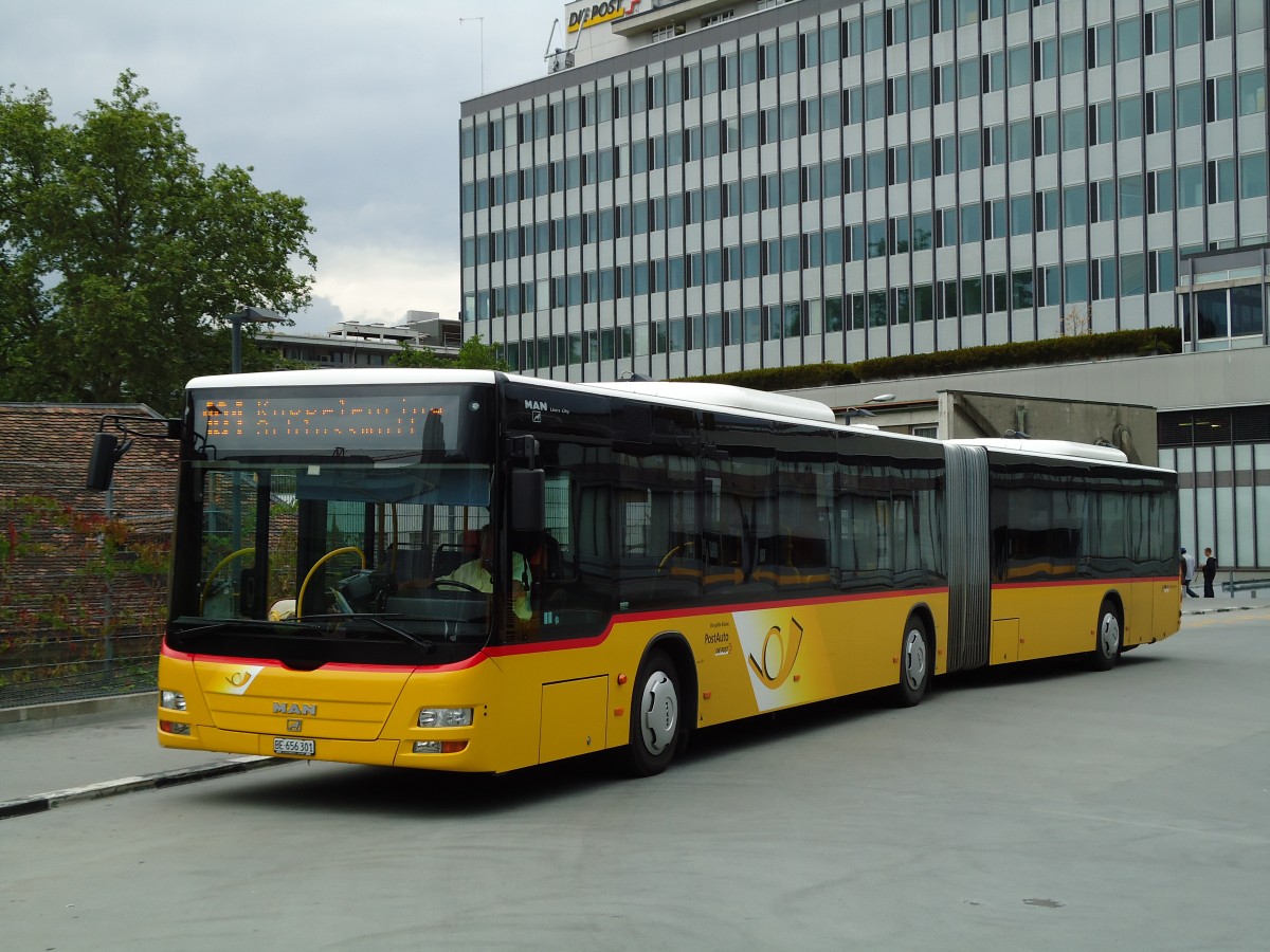 (128'040) - PostAuto Bern - Nr. 664/BE 656'301 - MAN am 24. Juli 2010 in Bern, Postautostation