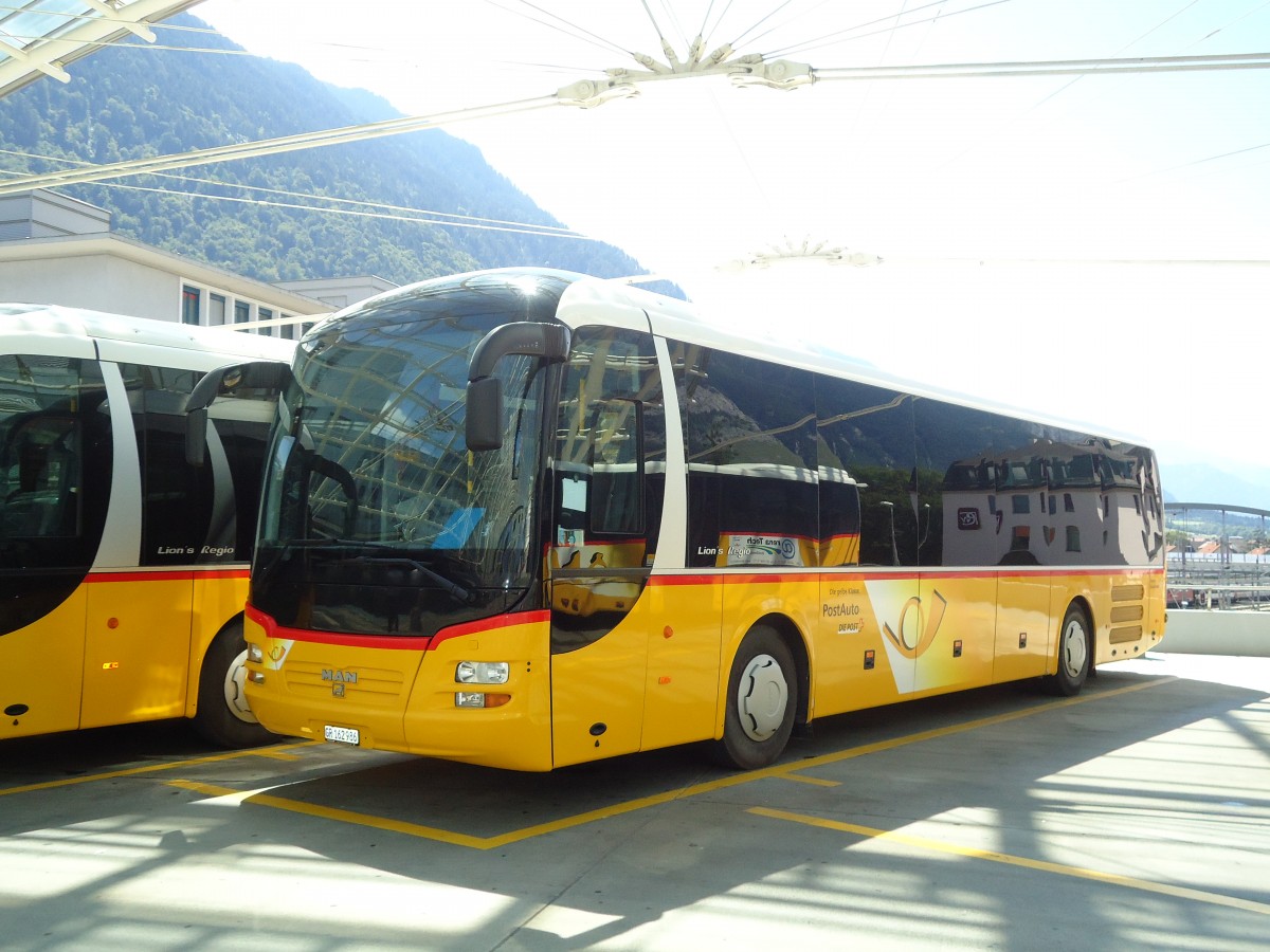 (128'266) - PostAuto Graubnden - GR 162'986 - MAN am 7. August 2010 in Chur, Postautostation