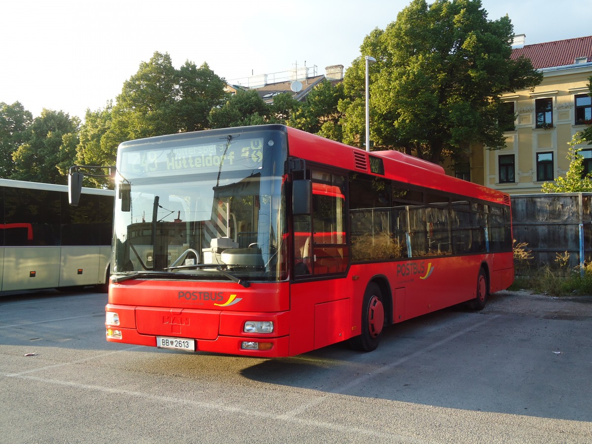 (128'468) - PostBus - BB 2613 - MAN am 9. August 2010 in Wien, Garage Htteldorf